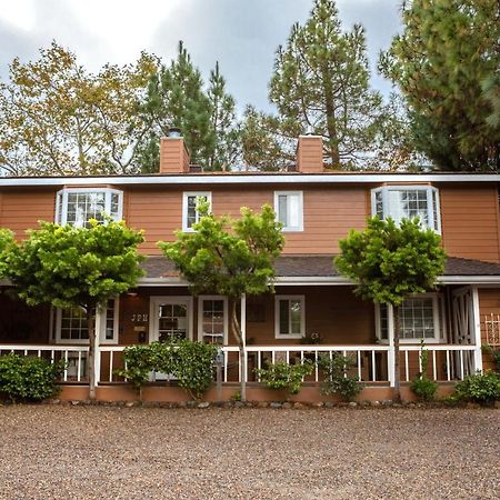 J Patrick Inn Cambria Kültér fotó