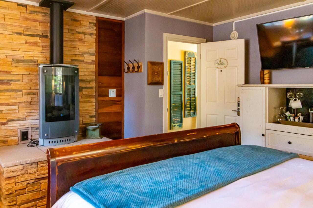 J Patrick Inn Cambria Kültér fotó